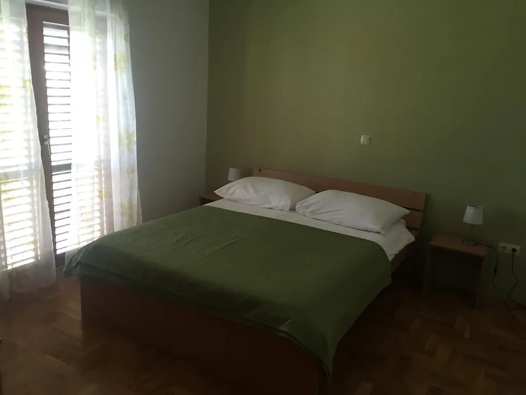 Apartments & Rooms Ana Sukošan