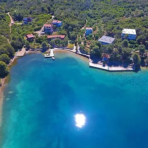 Отель Luka, Ллука