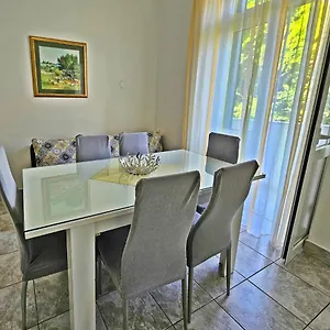 Nina Marie Appartement Split