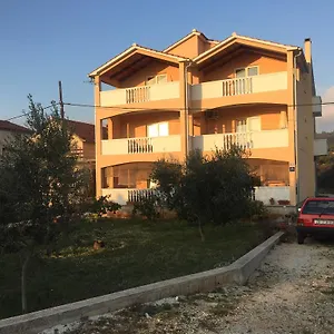 Mladenka 20m From Marina! Sukošan