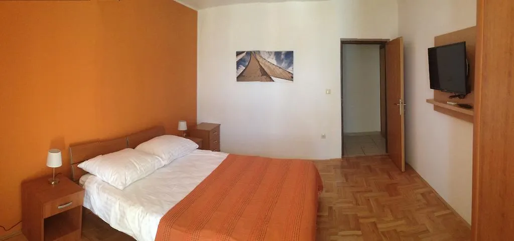 Apartments & Rooms Ana Sukošan